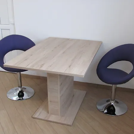 Soncne Terase * بيران